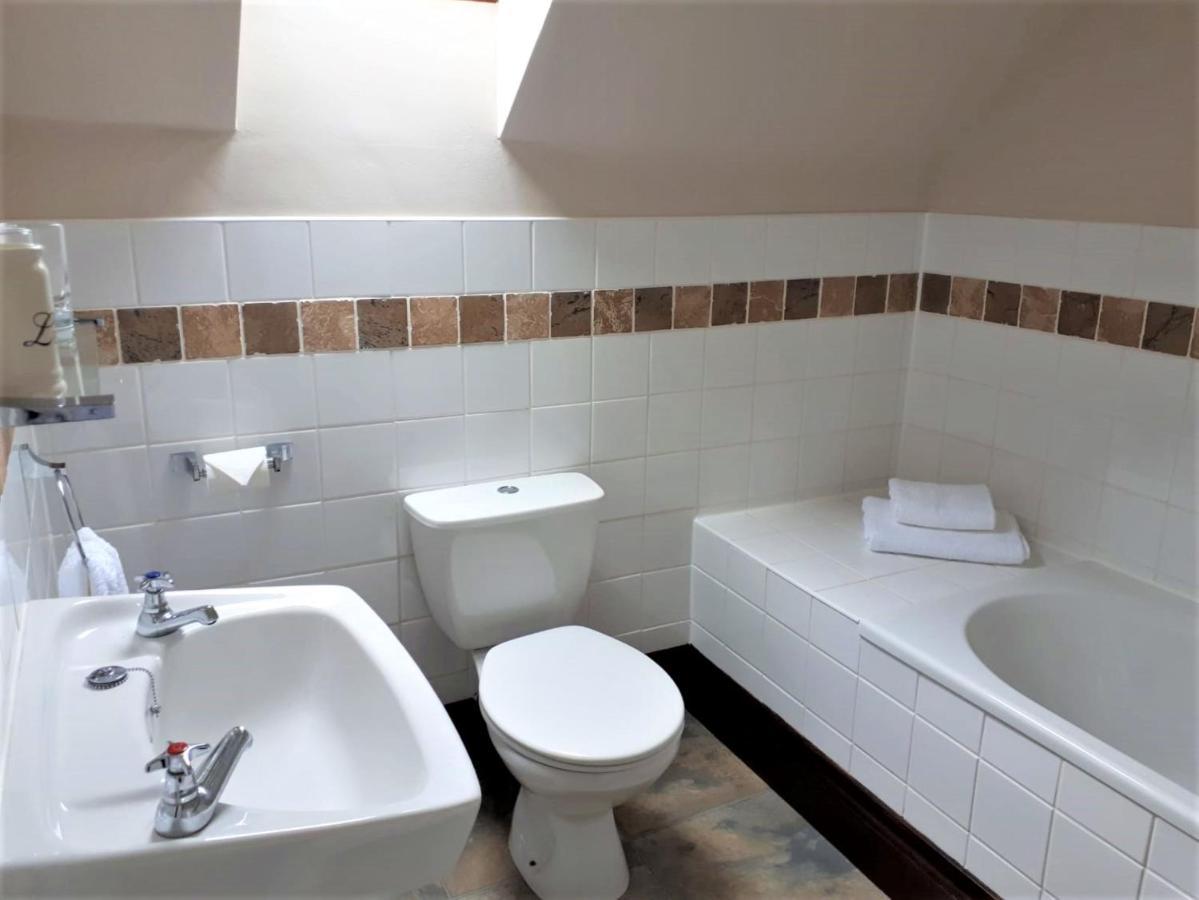 סטרנריר Corsewall Arms Guest House מראה חיצוני תמונה