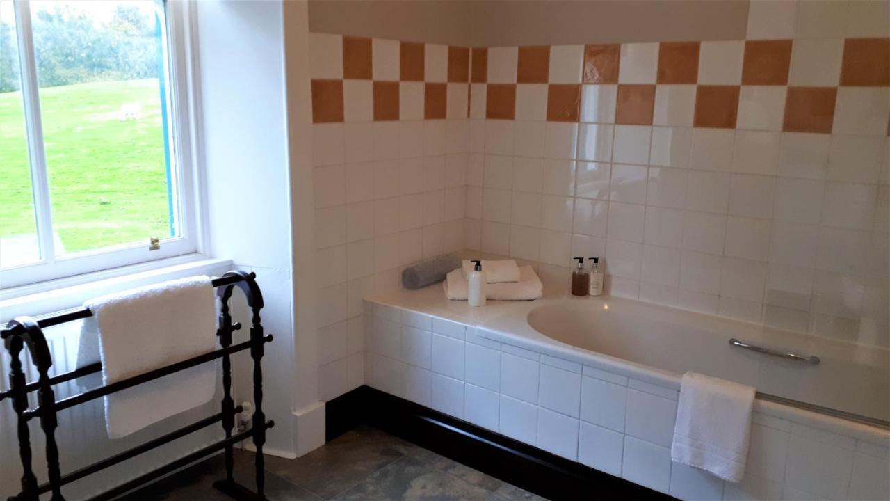 סטרנריר Corsewall Arms Guest House מראה חיצוני תמונה